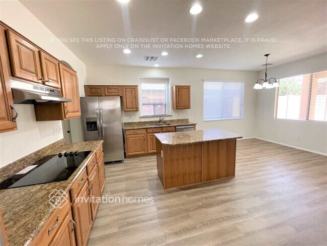 Foto del edificio - 2226 W Dale Ln