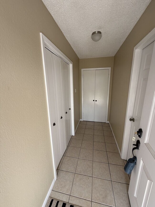 Foto del edificio - 5313 Carriage Ln