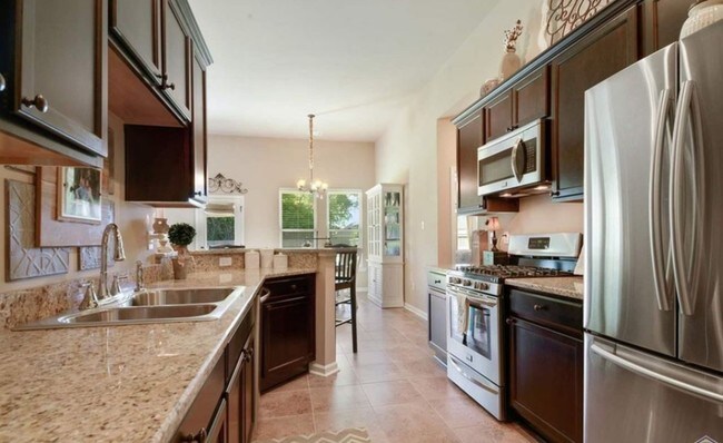 Building Photo - 6239 Mallard Crossing Dr