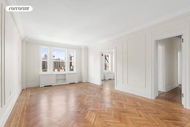 Building Photo - 610 W 110th St