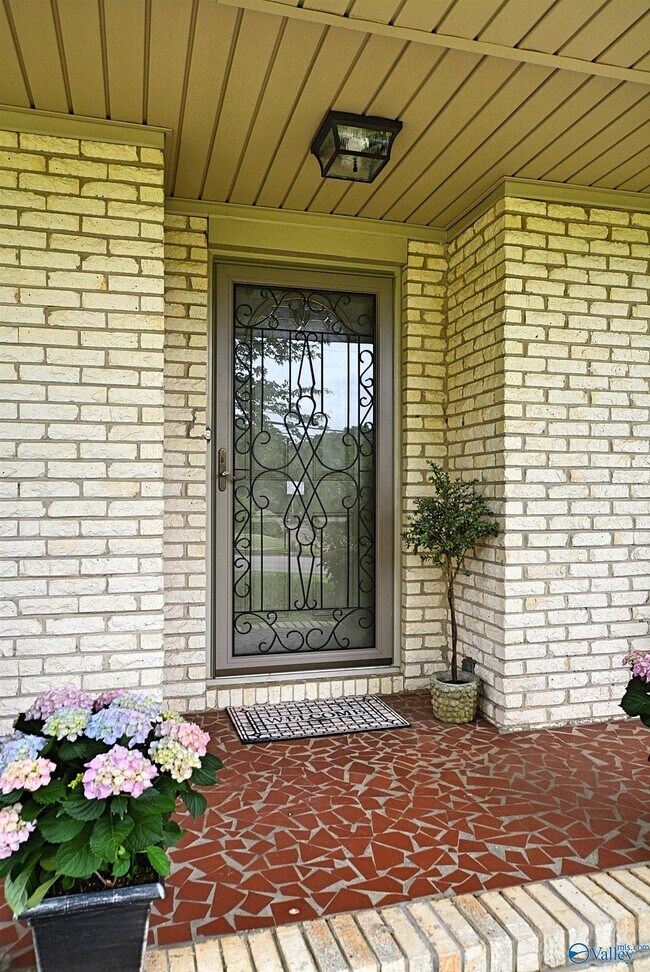 Foto del edificio - 207 Jones Valley Dr SW