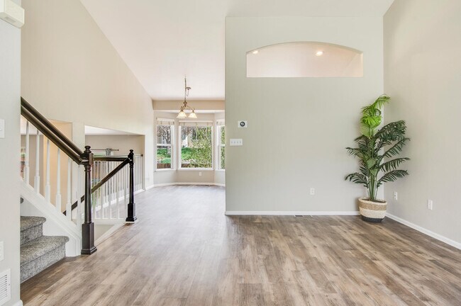 Foto del edificio - 4637 Winona Pl