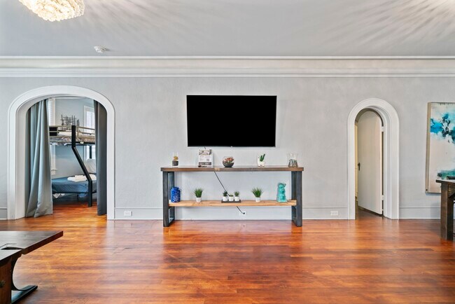 Foto del edificio - 1919 Rosenberg St