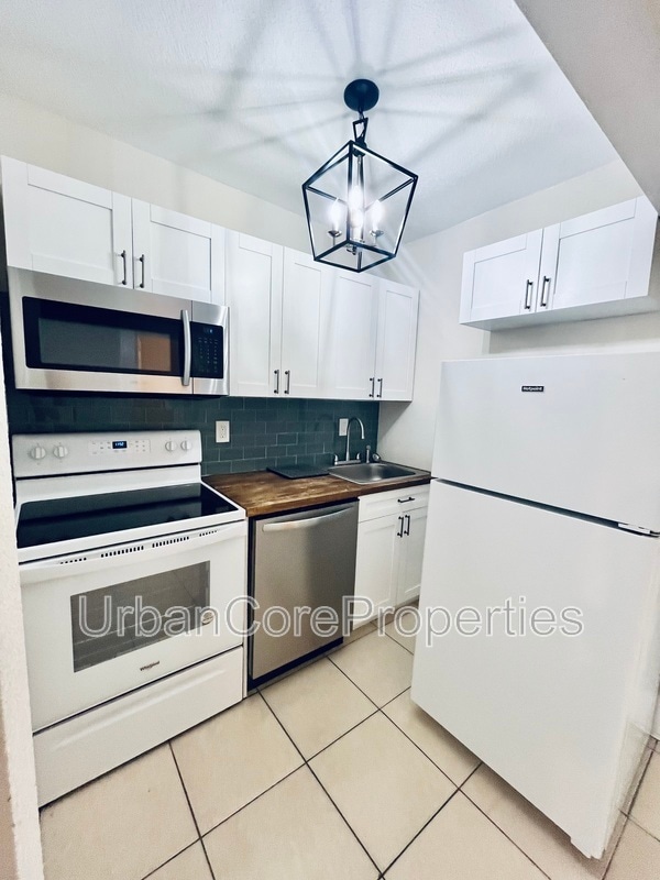 Foto del edificio - 360 13th Ave NE