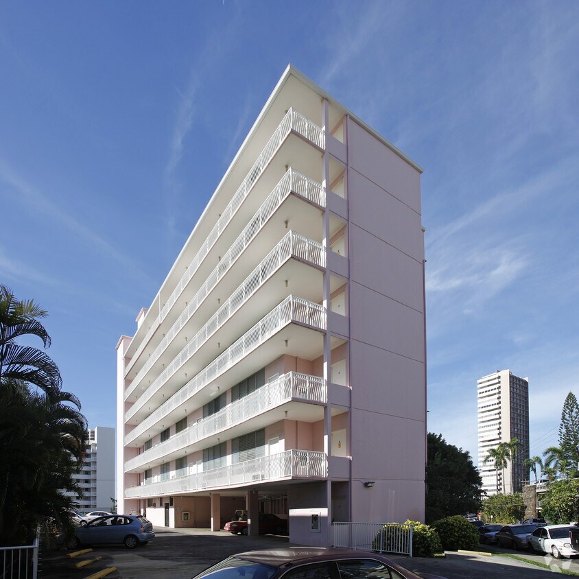 Building Photo - Aoao of Terraza
