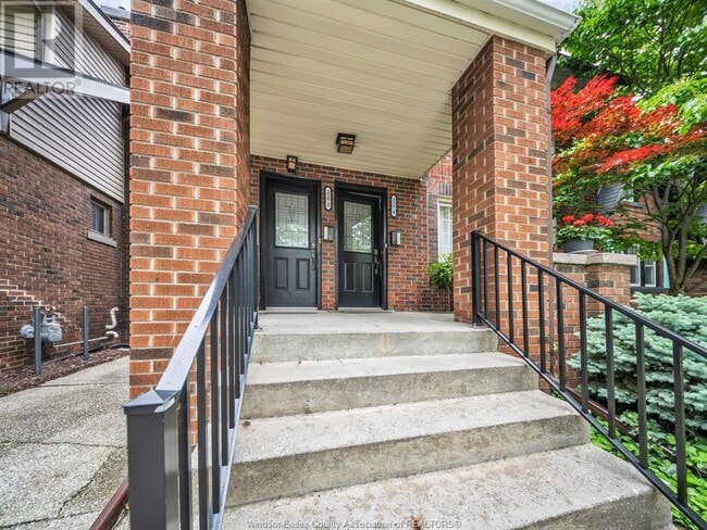 Building Photo - 2272 Dougall Ave