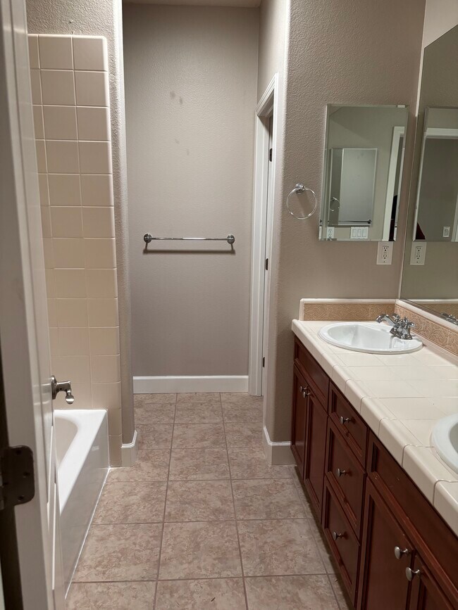 Building Photo - 1734 Sorenson Dr