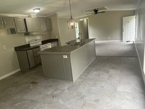 Building Photo - 3076 Caples Rd
