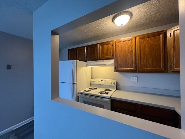 Foto del edificio - 2448 S Main St