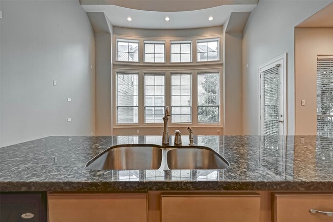 Building Photo - 2906 Leeland St