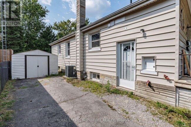Building Photo - 17 Prestwick Ave