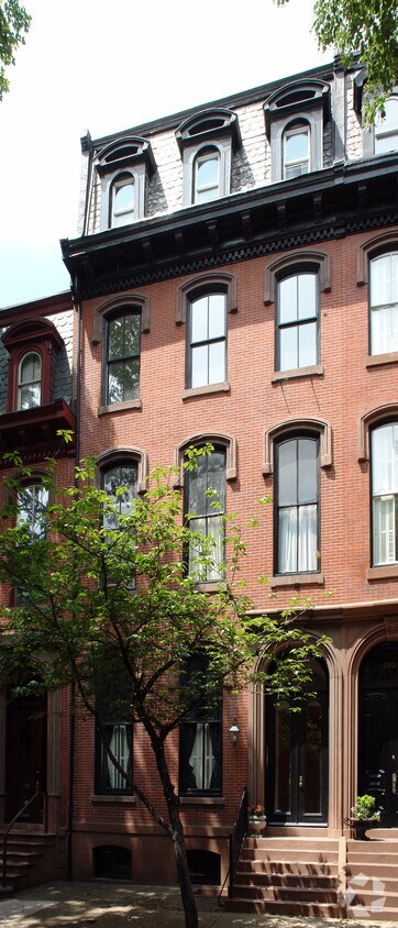 Primary Photo - 2037 Delancey Pl