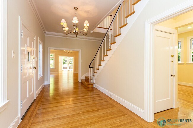 Building Photo - Pacific Heights: Remodeled Single Family H...