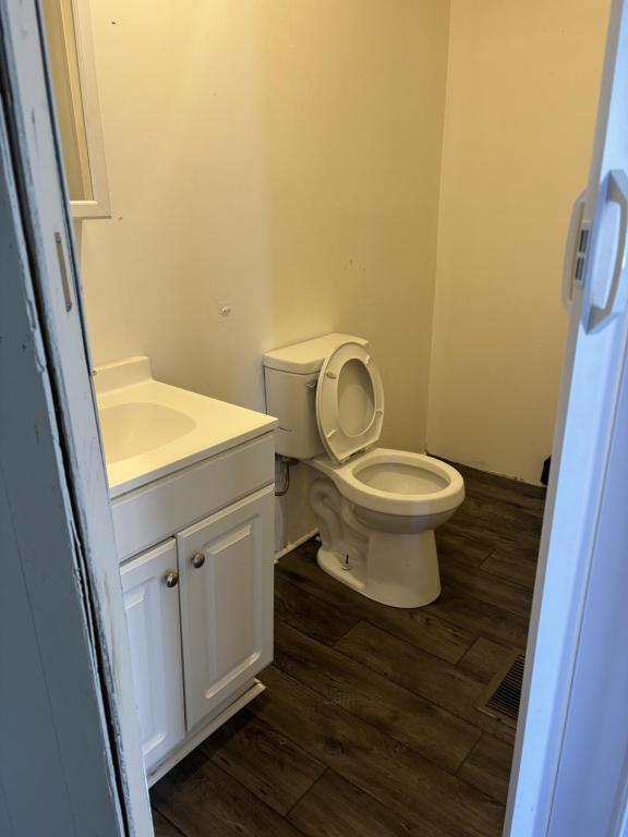 Foto del edificio - 1131 Salem St