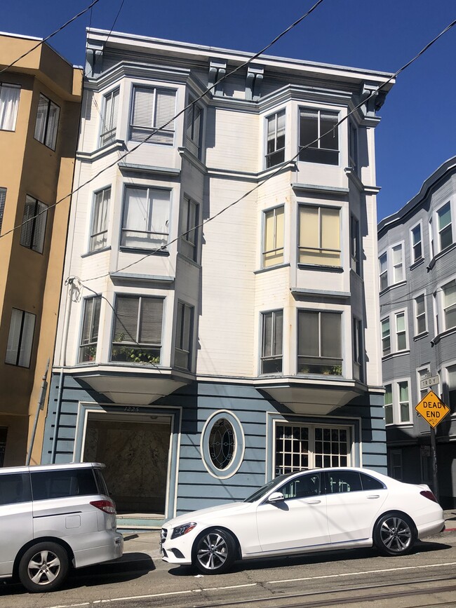 Building Photo - 1225 Hyde St