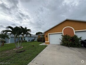 Building Photo - 1422 SW 47th Terrace