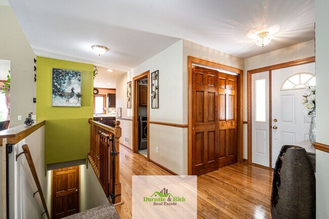 Building Photo - Beautiful 3 bedroom 2 Bath in the Perfect ...