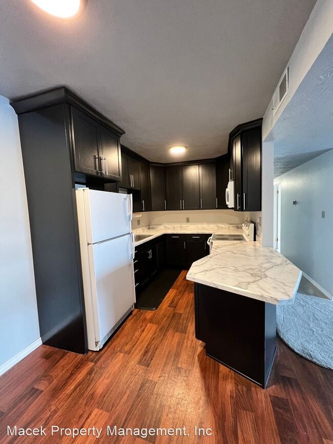 Building Photo - 2 br, 1 bath House - 222 13th Ave South Un...