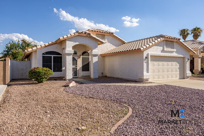 Building Photo - 3Bed/2Bath House at Beardsley/95th Ave! JO...
