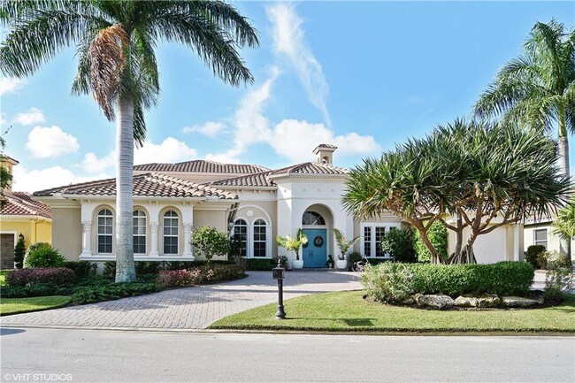 Building Photo - 33 SW Palm Cove Dr