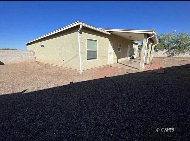 Building Photo - 880 S Flagstone Wy