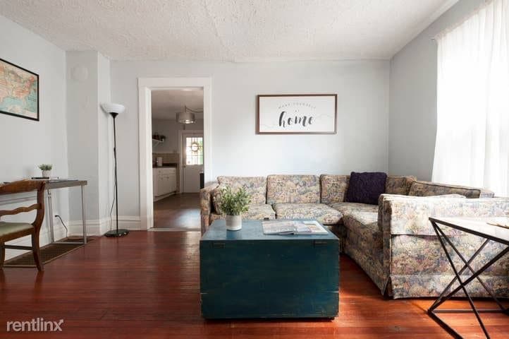 Primary Photo - 4 br, 1 bath Apartment - 244 Circle Ave