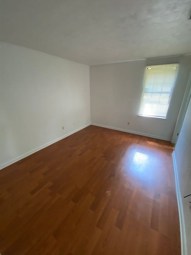 Foto del edificio - Gorgeous 3 Bedroom 2 Bathroom Single Family Home! Huge Fenced in Backyard!