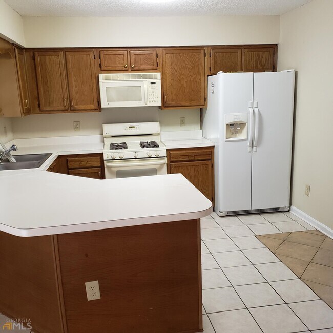 Foto del edificio - 5100 Glore Rd SW