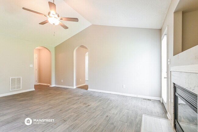 Building Photo - 1328 Greenbranch Ln