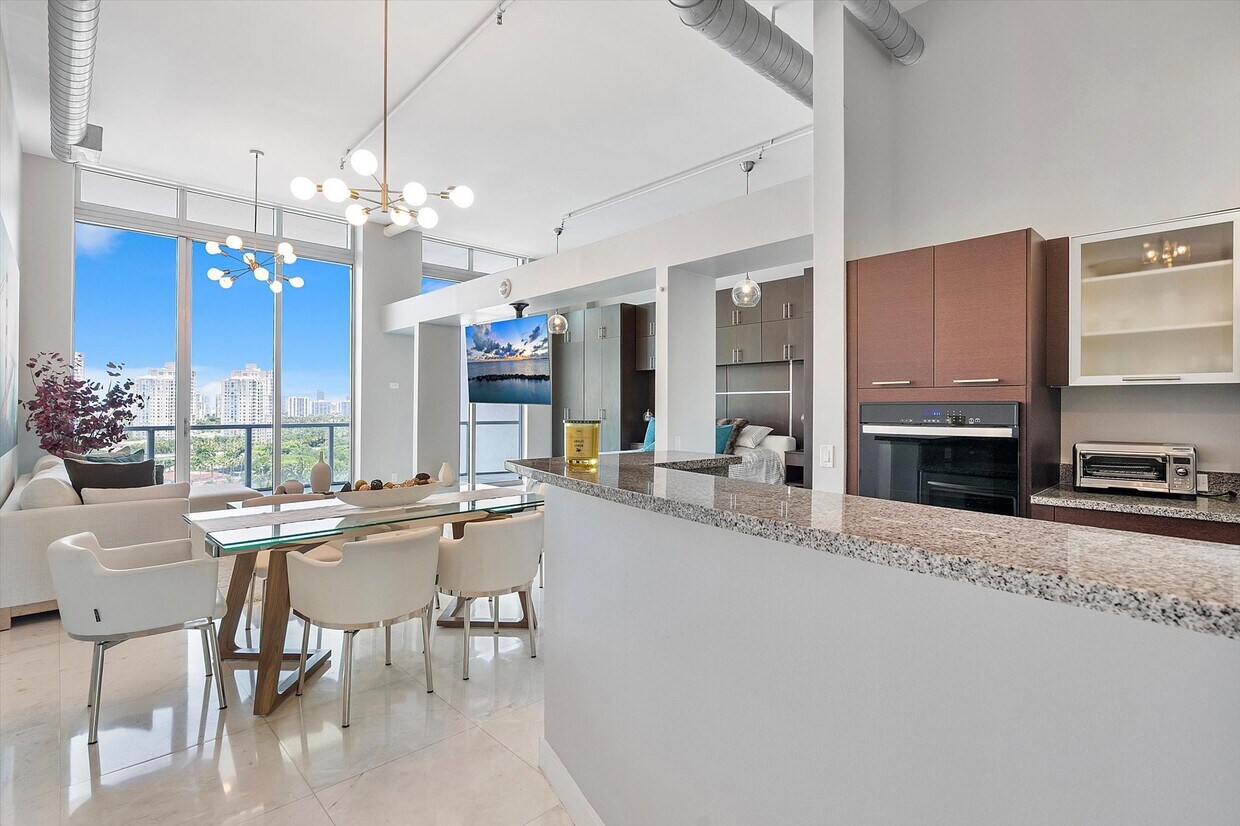 Photo - 3029 NE 188th St (Aventura, FL)