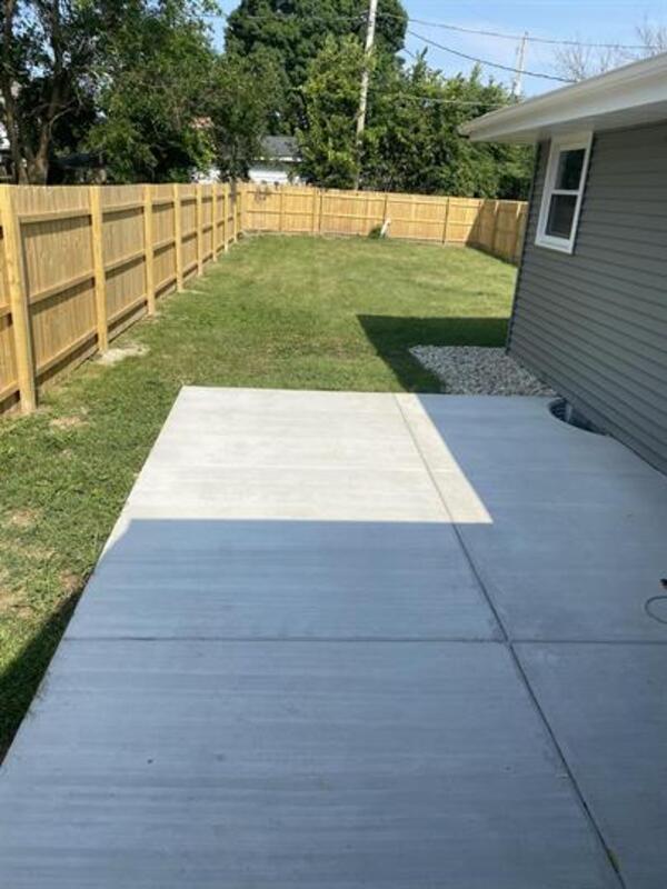 Building Photo - 310 Rivera Dr