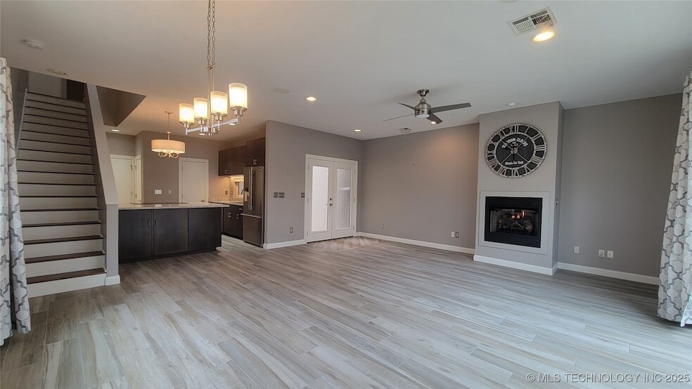 Foto principal - 1430 S Quincy Ave