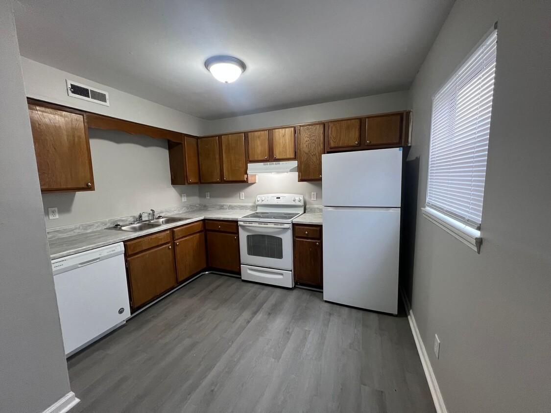 Foto principal - 2 bedroom, 1.5 bathroom Duplex in Gallatin...