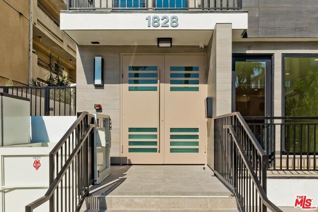 Foto del edificio - 1828 Butler Ave