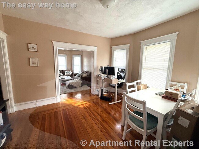 Foto del edificio - 42 Gibbens St