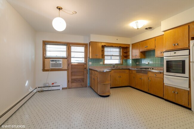 Foto del edificio - 7 S Home Ave