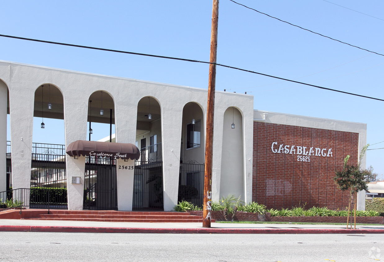 Building Photo - Casablanca South Apartments