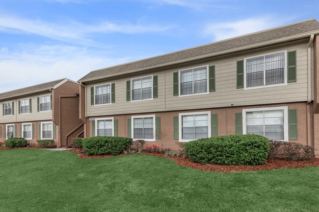 The Place at Alafaya Apartments Orlando, FL
