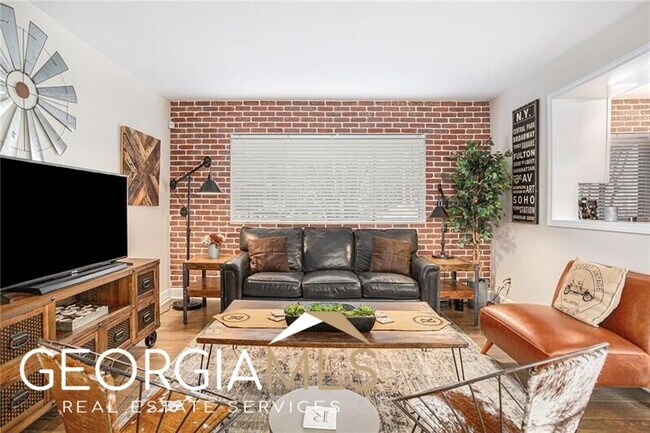Foto del edificio - 91 Rumson Rd NE