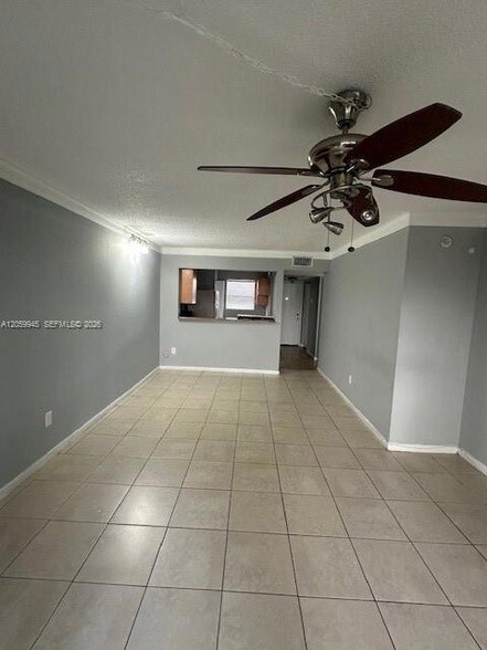 Foto del edificio - 20800 NE 8th Ct