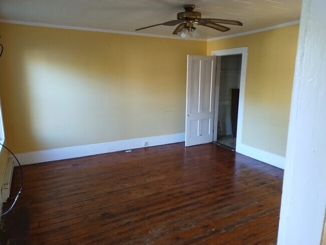 Foto del edificio - 429 Main St