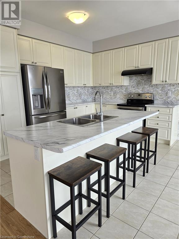 Building Photo - 135 Munro Cir
