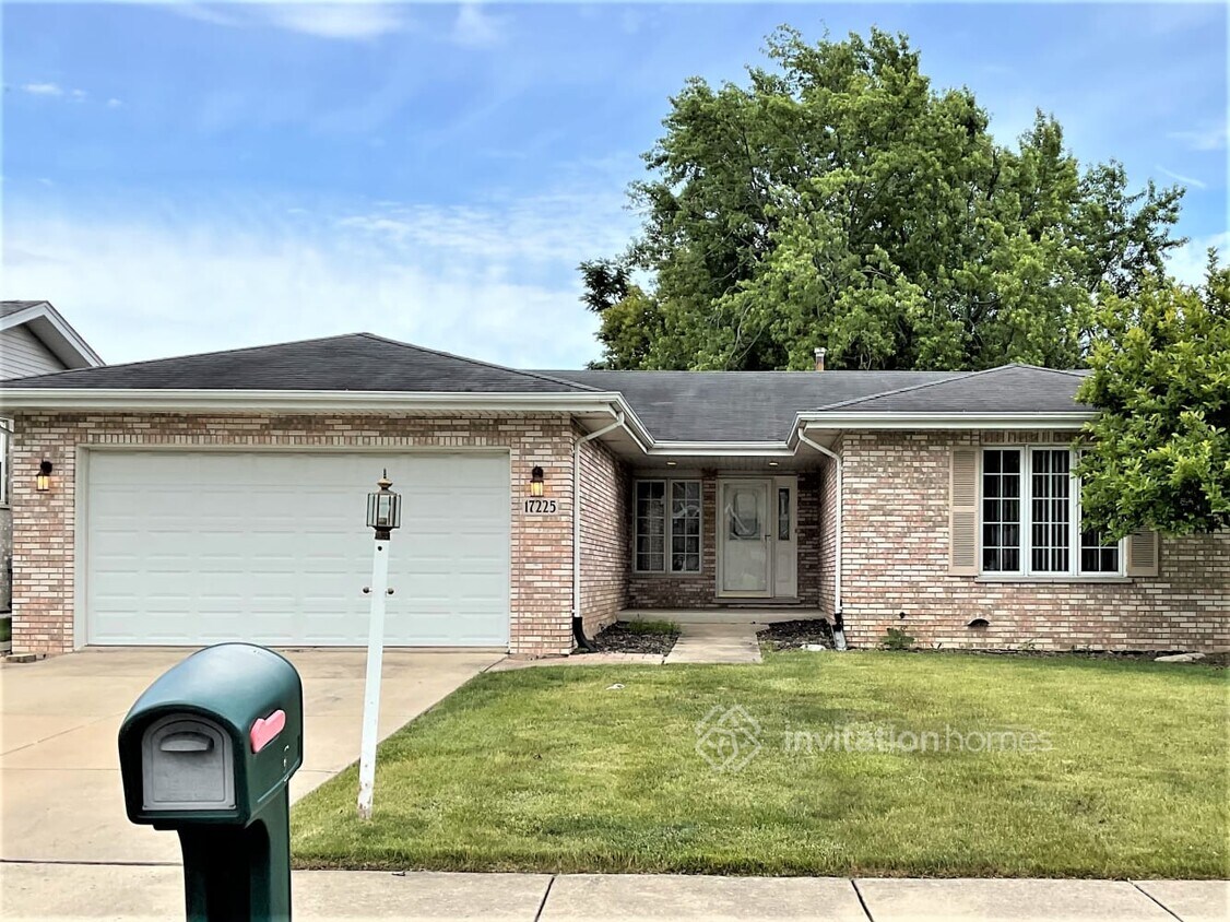 Primary Photo - 17225 Arrowhead Trce