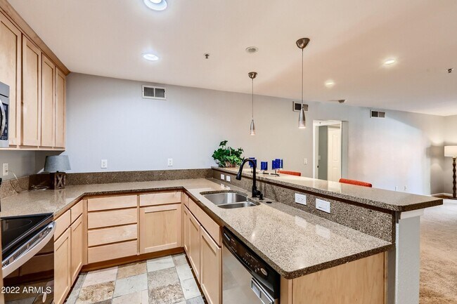 Kitchen - 4704 E Paradise Village Pky N