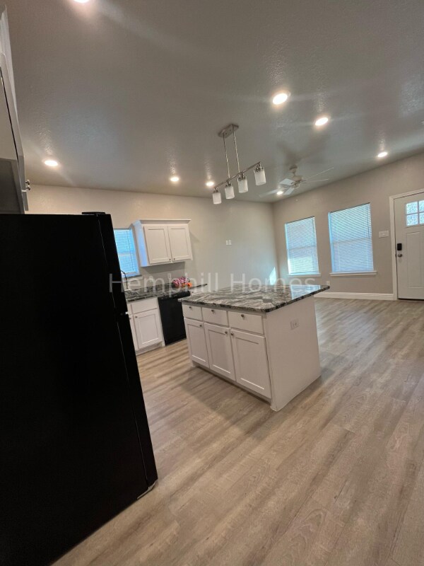 Foto del edificio - 3118 Hemphill St