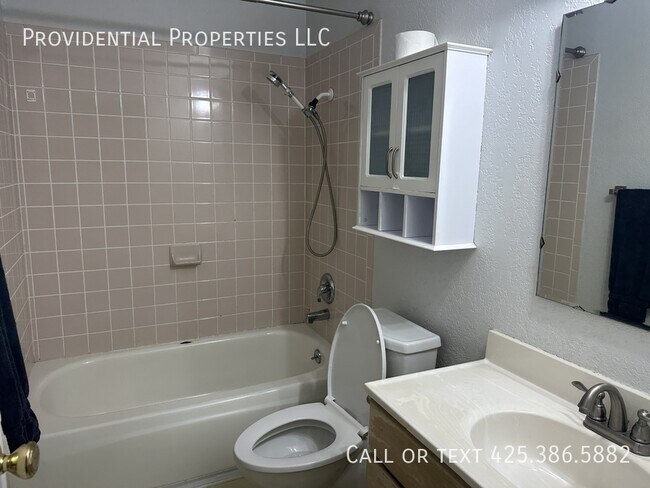 Foto del edificio - 12914 NE 136th St