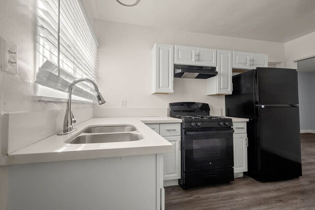 Photo - 4108 Palmwood Drive Apartment