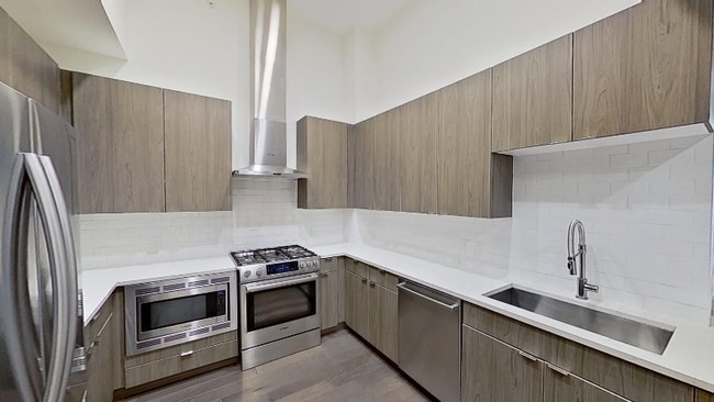 Photo - 1616 S Broadway Apartment