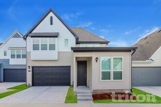 Building Photo - 22831 Terrazzo Dr