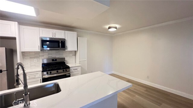 Foto del edificio - 26200 W Redlands Blvd